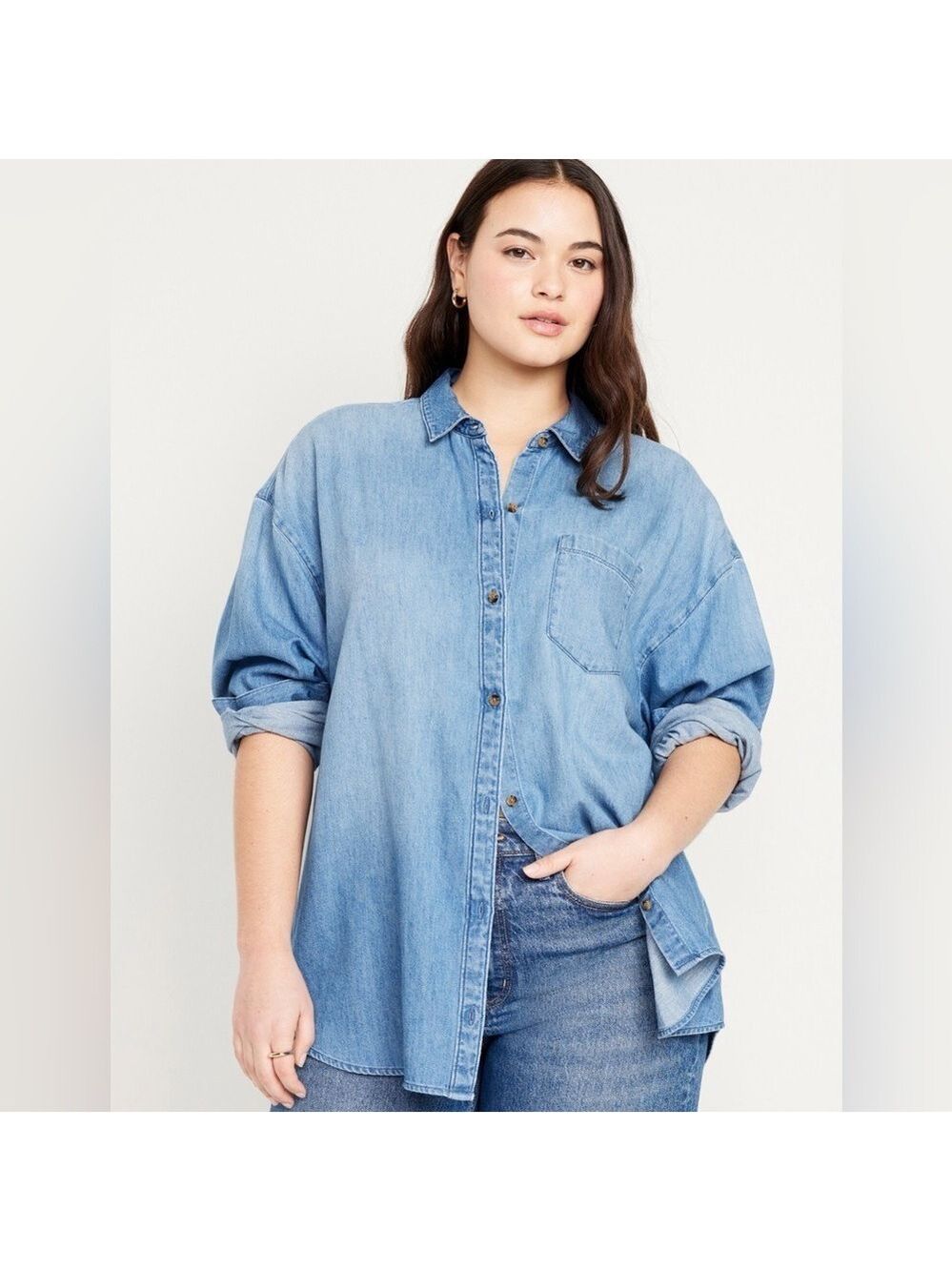 Old Navy Oversized Denim Chambray Boyfriend Button-Down Shirt NWT XL Med Wash